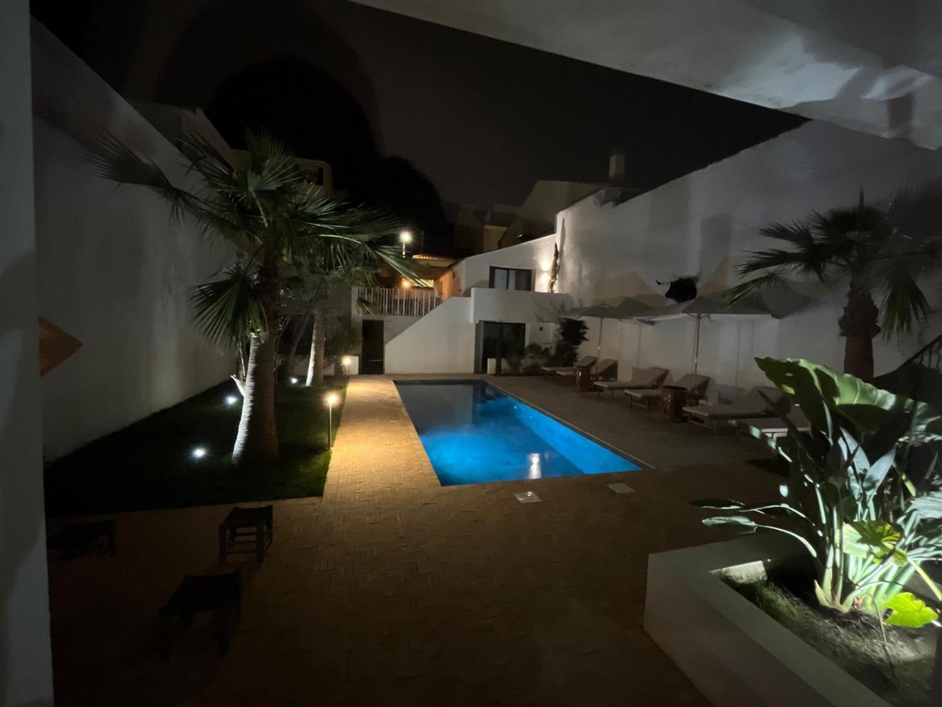 La Maison De Ville - Piscine - Spa Sete Exterior photo